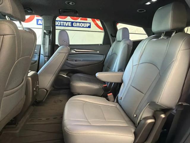 2023 Buick Enclave Essence AWD