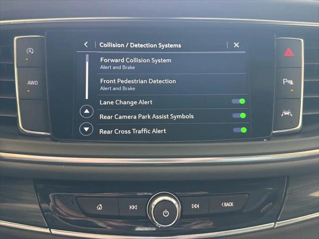 2023 Buick Enclave Essence AWD