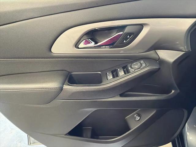 2023 Chevrolet Traverse AWD LT Cloth