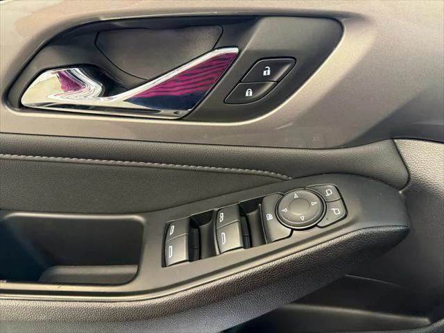 2023 Chevrolet Traverse AWD LT Cloth
