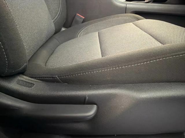 2023 Chevrolet Traverse AWD LT Cloth