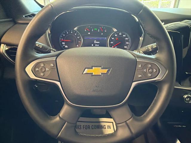 2023 Chevrolet Traverse AWD LT Cloth