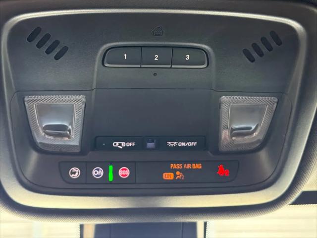 2023 Chevrolet Traverse AWD LT Cloth