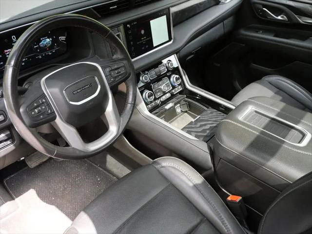 2022 GMC Yukon 4WD Denali
