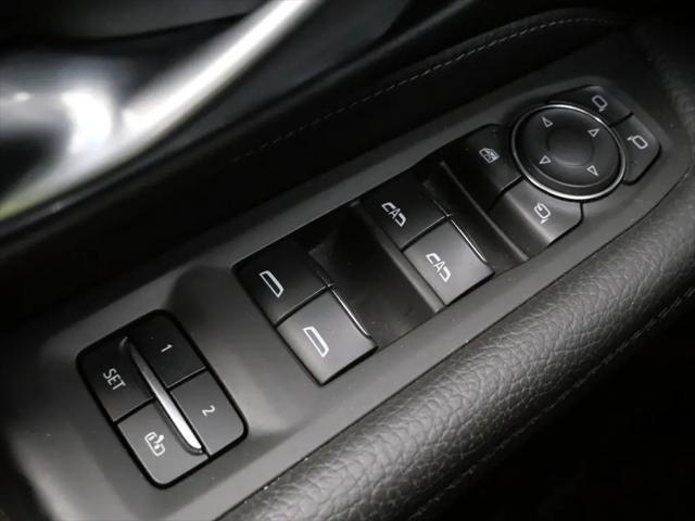 2022 GMC Yukon 4WD Denali