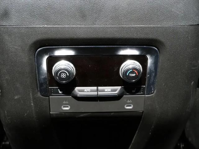 2022 GMC Yukon 4WD Denali