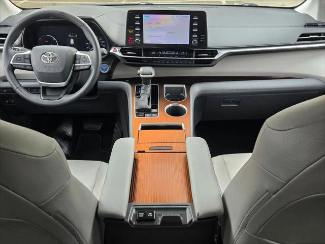 2022 Toyota Sienna XLE