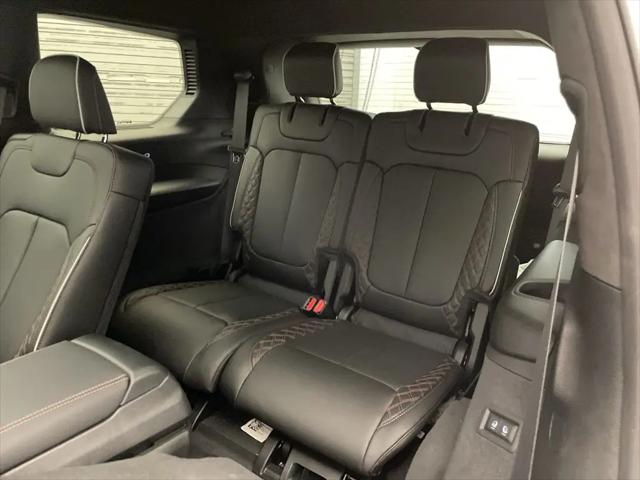 2025 Jeep Grand Cherokee L Summit Reserve 4x4