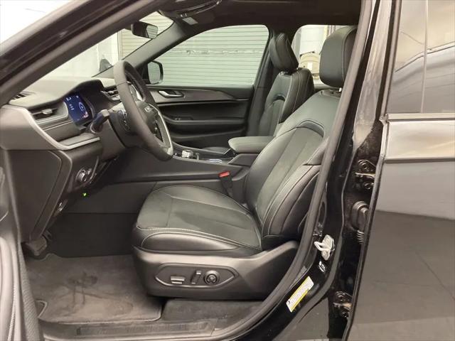2025 Jeep Grand Cherokee L Altitude X 4x2