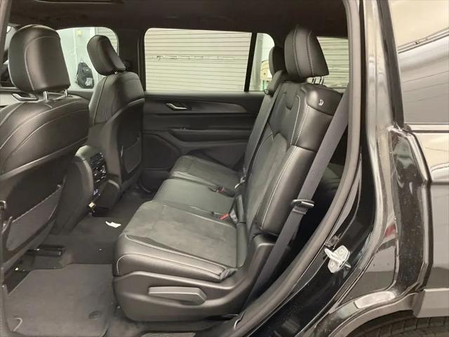 2025 Jeep Grand Cherokee L Altitude X 4x2