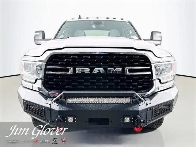 2024 Ram 3500 Big Horn Crew Cab 4x4 8' Box