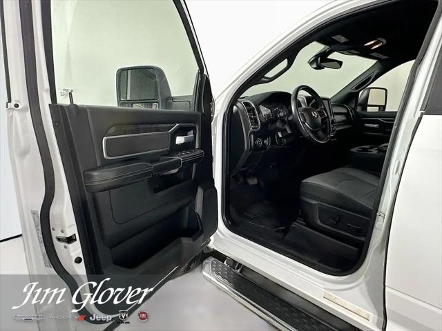 2024 Ram 3500 Big Horn Crew Cab 4x4 8' Box