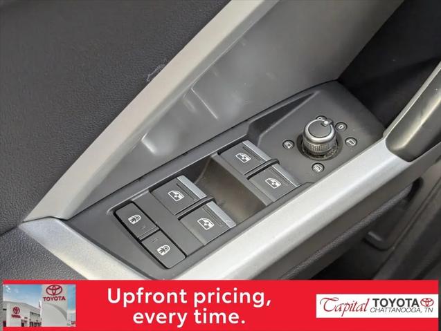 2024 Audi Q3 Premium 45 TFSI S line quattro Tiptronic