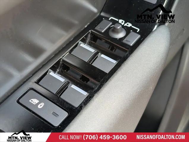 2025 Land Rover Range Rover Velar P250 Dynamic SE