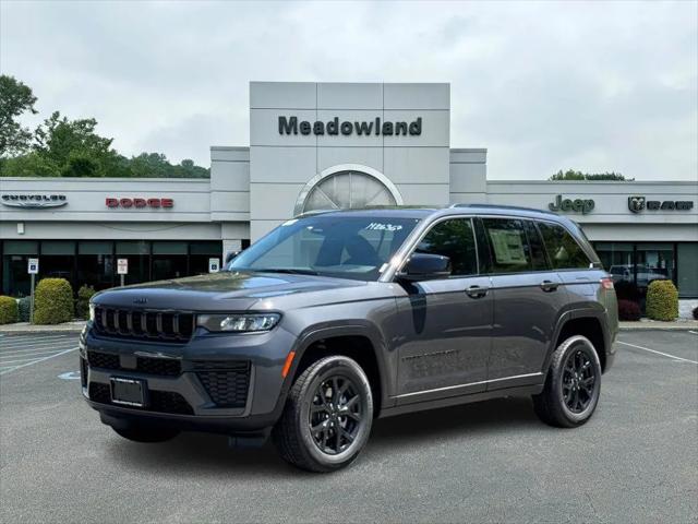 2026 Jeep Grand Cherokee Altitude 4x4 for sale in Carmel, NY