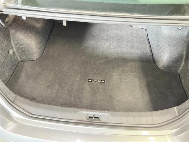 2024 Nissan Altima SV FWD