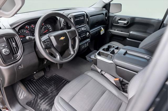2023 Chevrolet Silverado 1500 2WD Crew Cab Short Bed Custom
