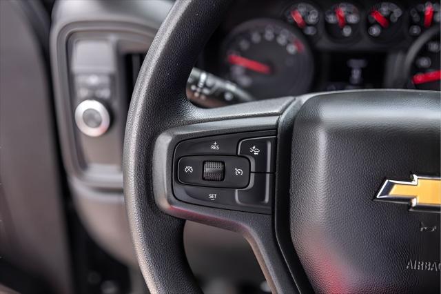 2023 Chevrolet Silverado 1500 2WD Crew Cab Short Bed Custom