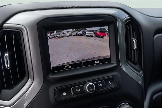 2023 Chevrolet Silverado 1500 2WD Crew Cab Short Bed Custom