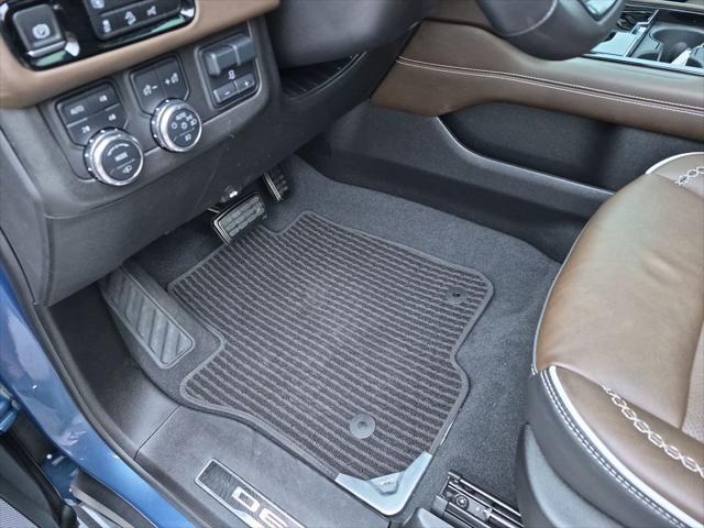 2025 GMC Yukon 4WD Denali Ultimate