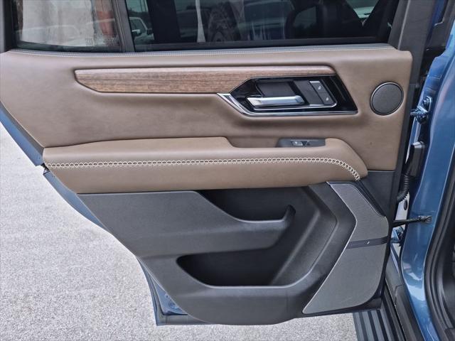 2025 GMC Yukon 4WD Denali Ultimate