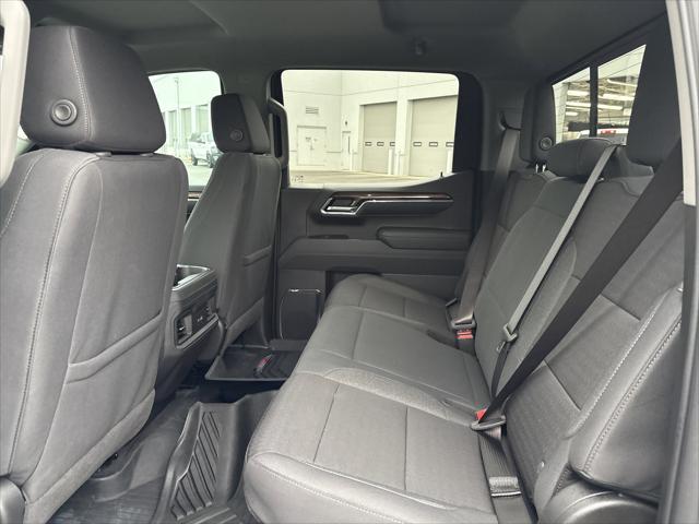2026 Chevrolet Silverado 1500 4WD Crew Cab Standard Bed LT