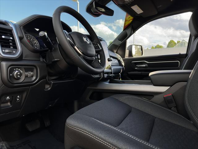 2026 Ram 1500 Big Horn Crew Cab 4x4 5'7" Box