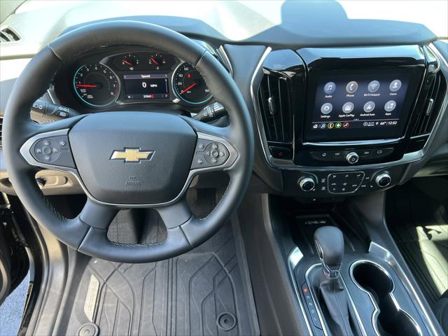 2023 Chevrolet Traverse FWD LT Cloth