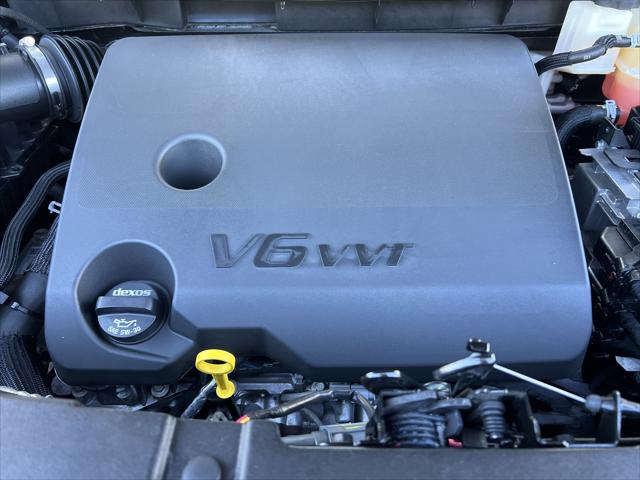 2023 Chevrolet Traverse FWD LT Cloth