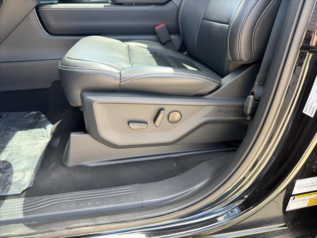 2025 Ford Expedition Platinum MAX