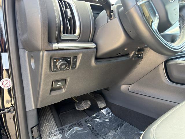2025 Ford Expedition Platinum MAX