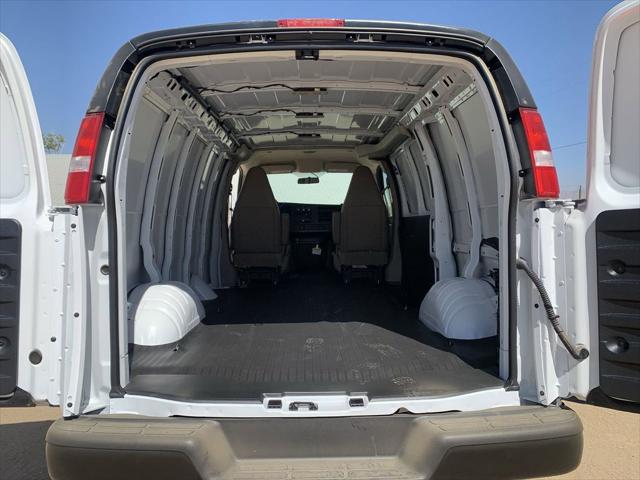 2026 Chevrolet Express Cargo Van 2500 Regular Wheelbase, WT, RWD