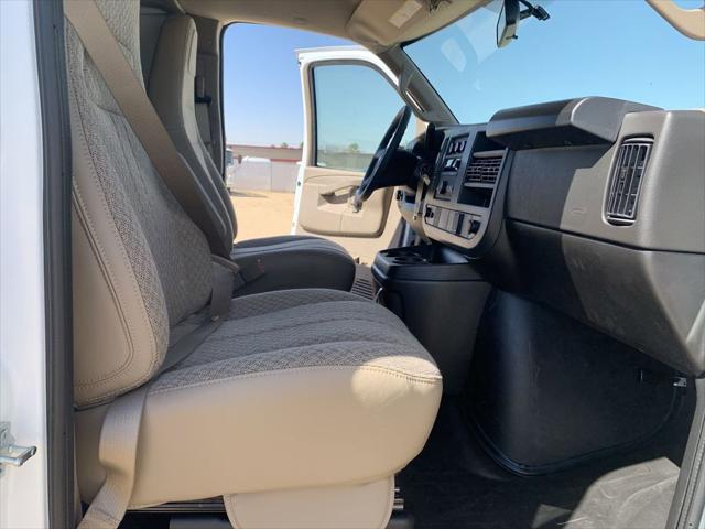 2026 Chevrolet Express Cargo Van 2500 Regular Wheelbase, WT, RWD