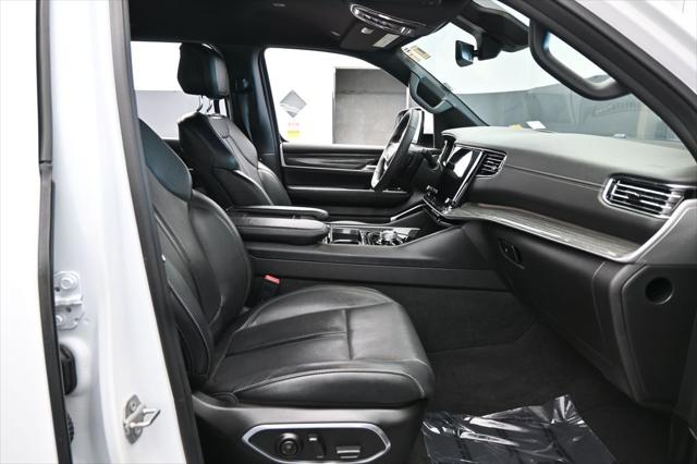2022 Jeep Wagoneer Series III 4x2