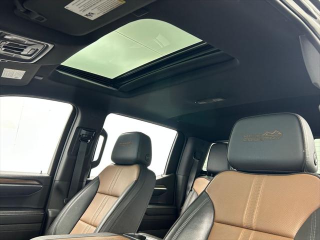 2023 Chevrolet Silverado 1500 4WD Crew Cab Short Bed High Country
