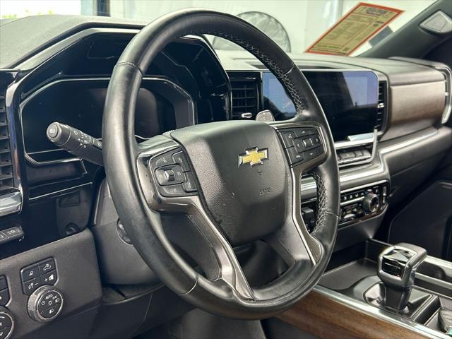 2023 Chevrolet Silverado 1500 4WD Crew Cab Short Bed High Country