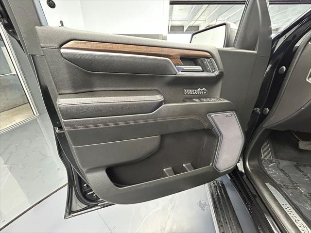 2023 Chevrolet Silverado 1500 4WD Crew Cab Short Bed High Country