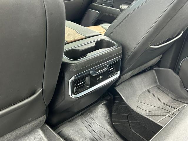2023 Chevrolet Silverado 1500 4WD Crew Cab Short Bed High Country