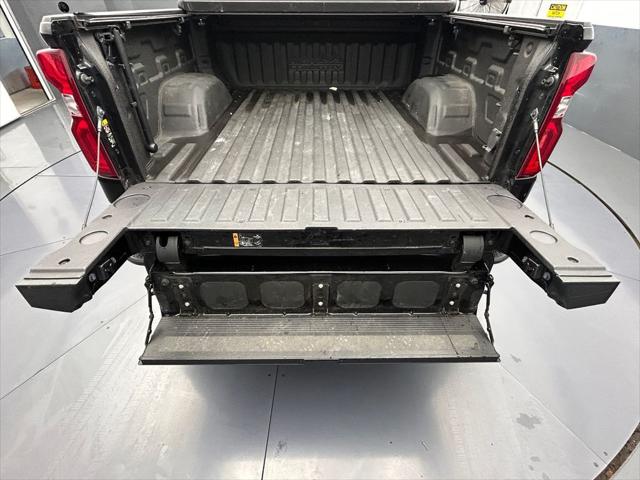 2023 Chevrolet Silverado 1500 4WD Crew Cab Short Bed High Country