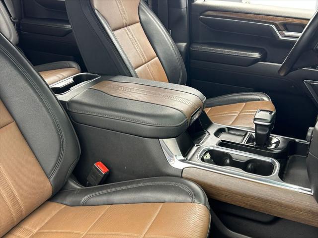 2023 Chevrolet Silverado 1500 4WD Crew Cab Short Bed High Country