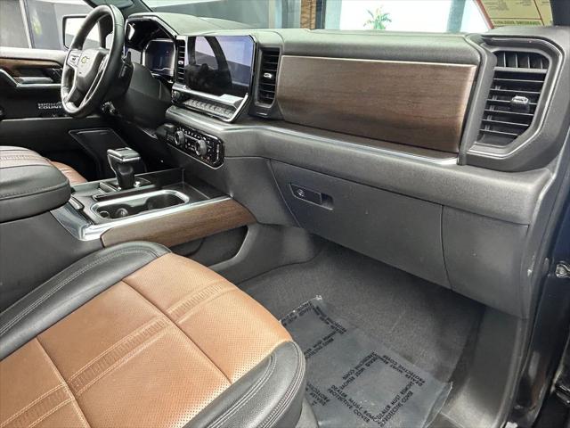 2023 Chevrolet Silverado 1500 4WD Crew Cab Short Bed High Country