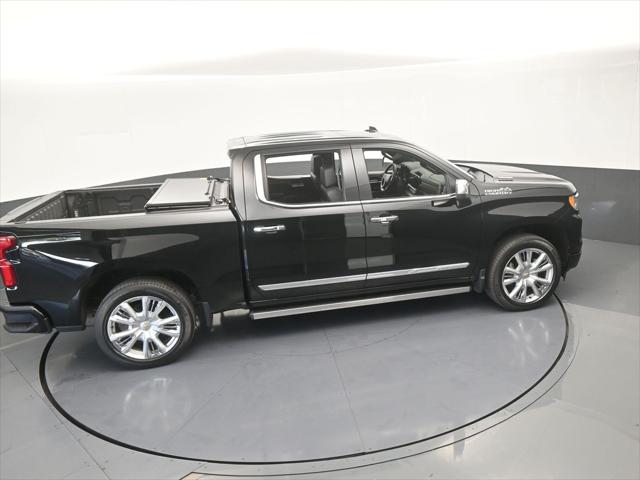 2023 Chevrolet Silverado 1500 4WD Crew Cab Short Bed High Country