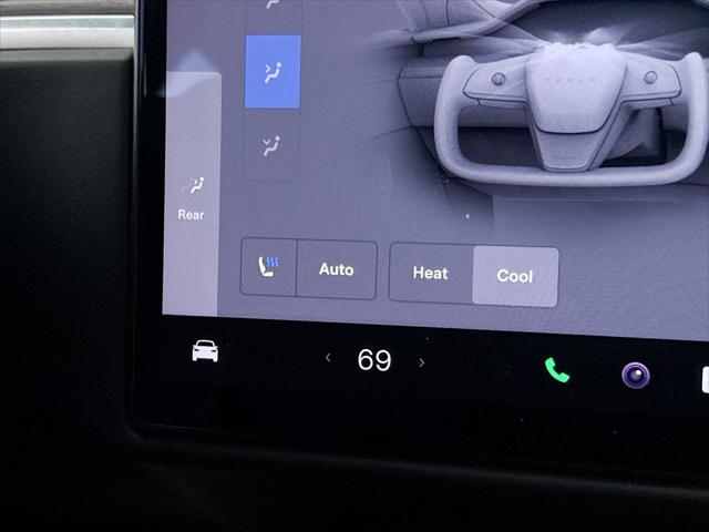 2023 Tesla Model X Base