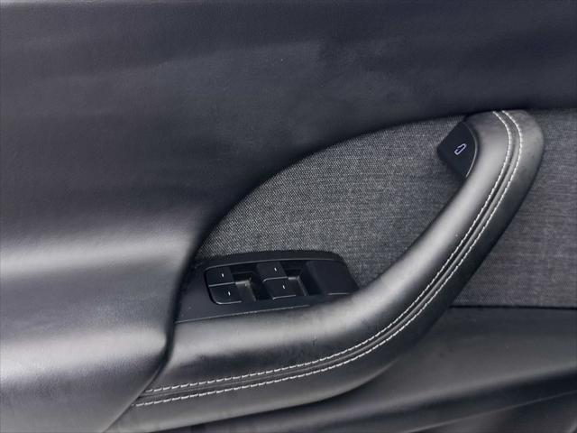2023 Tesla Model X Base