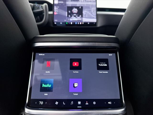 2023 Tesla Model X Base