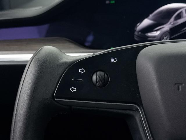 2023 Tesla Model X Base