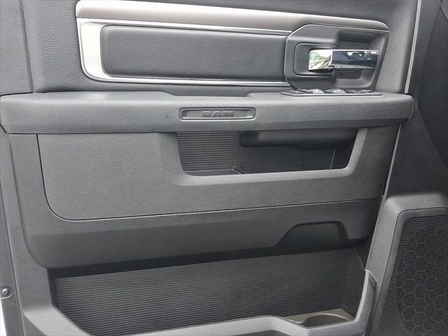 2023 Ram 1500 Classic Warlock Quad Cab 4x4 6'4" Box