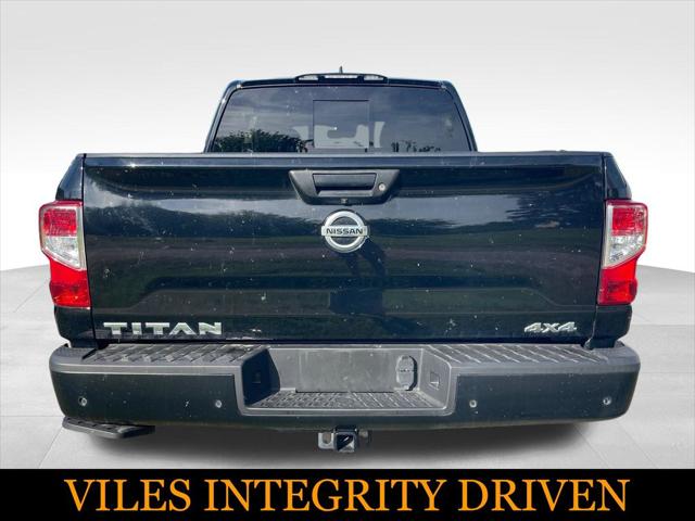 2022 Nissan Titan Crew Cab S 4x4