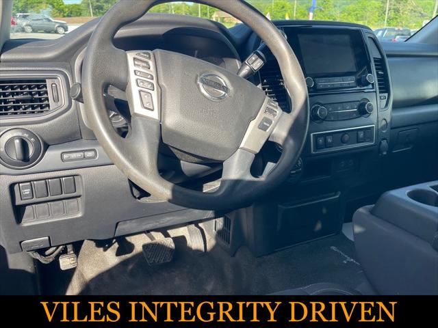 2022 Nissan Titan Crew Cab S 4x4