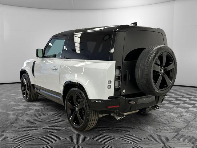 2022 Land Rover Defender 90 V8